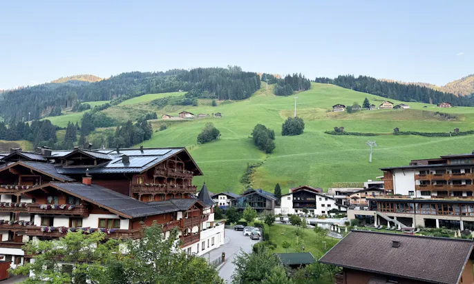 Ausblick vom Zimmer des Bergzeit Hotels in Österreich