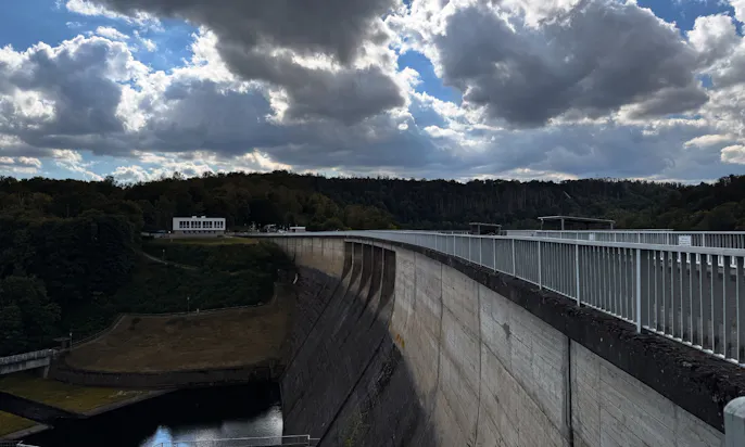 Blick auf die Talsperre Wendefurt
