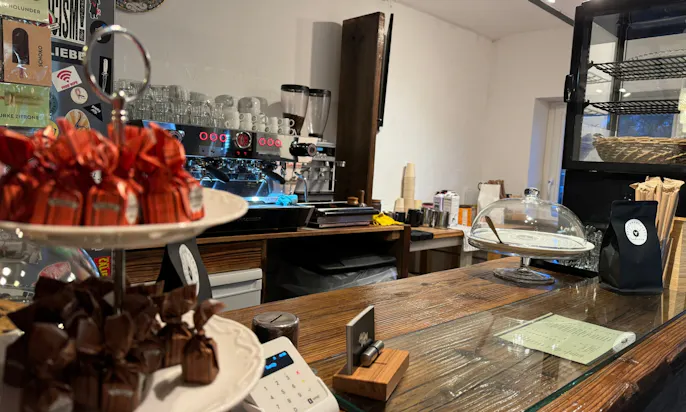 Tresen der Café Curve in Braderup