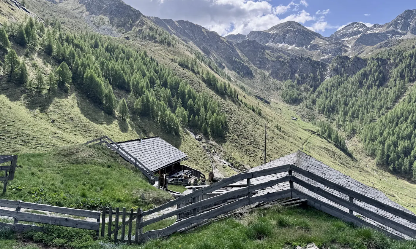 Blick auf die Kröllalm