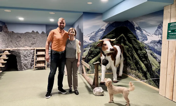 Gastgeber des alpinen Indoor-Hundetrainingsraum Österreichs