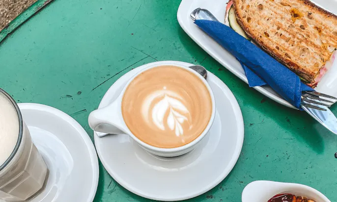 Barista im Café Oswaldz