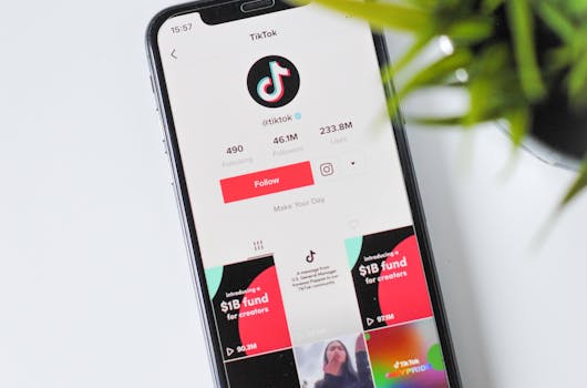 Phone on the TikTok app - Jellyfish news