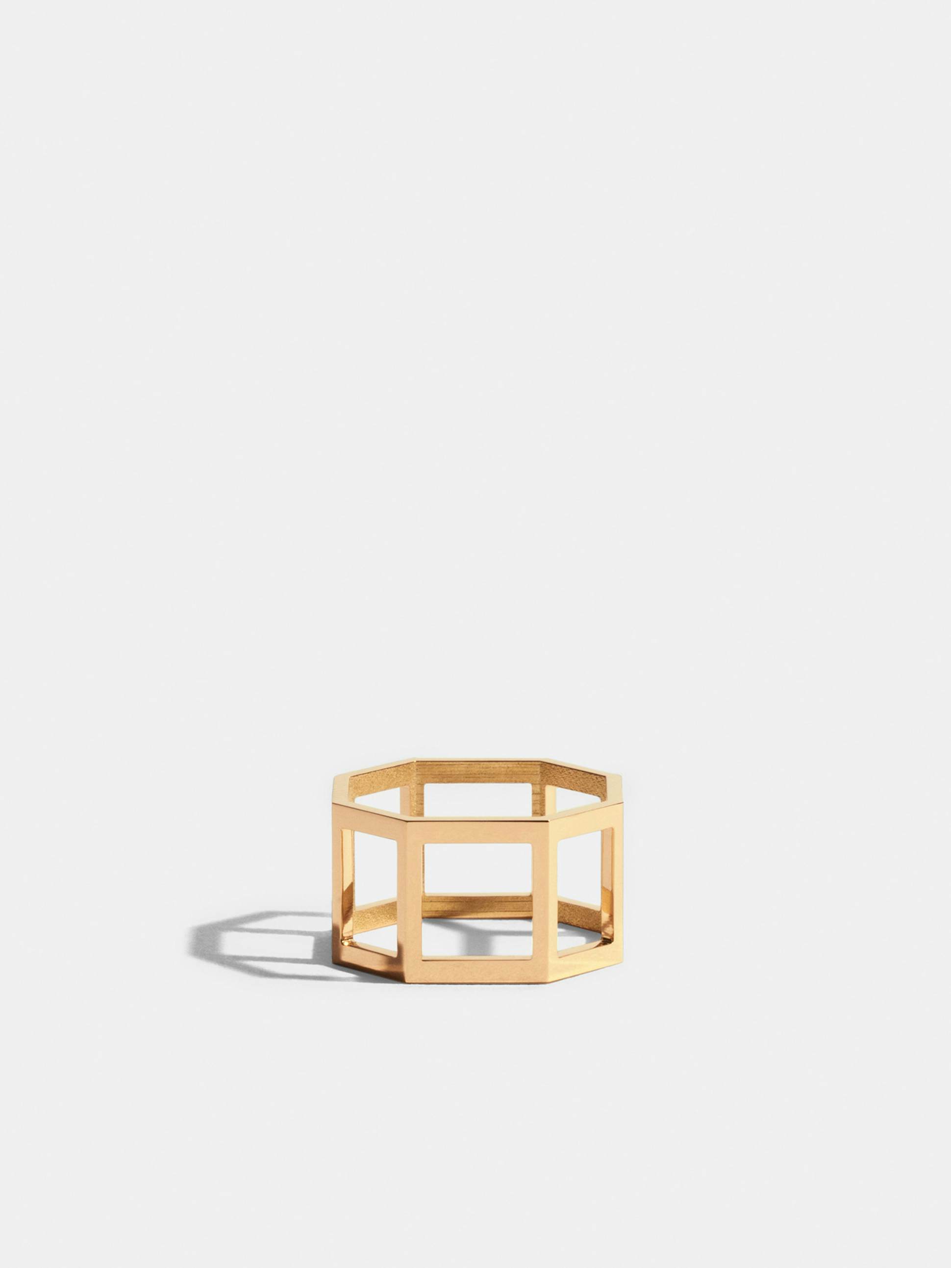 Octogone structured ring in 18k Fairmined ethical yellow gold (11mm)