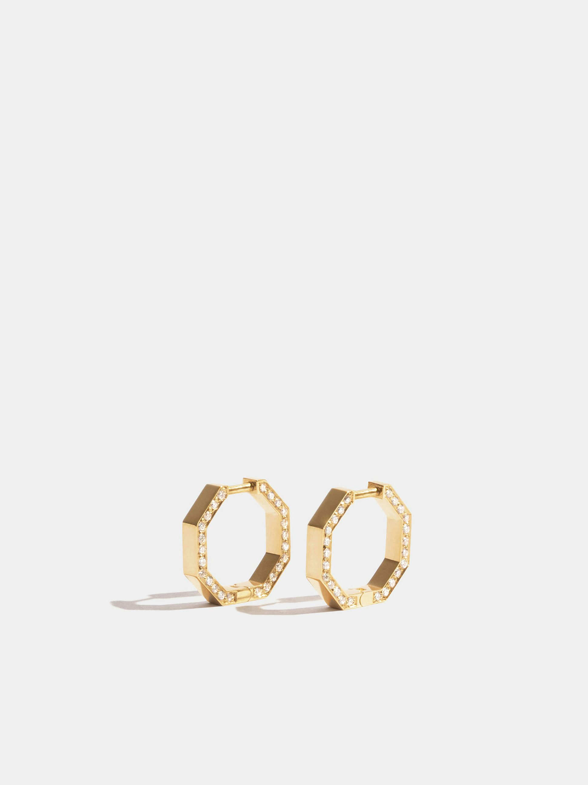 Boucles d'oreilles Octogone en Or jaune éthique 18 carats certifié Fairmined (13mm) et pavées de diamants de synthèse sur la tranche, la paire.