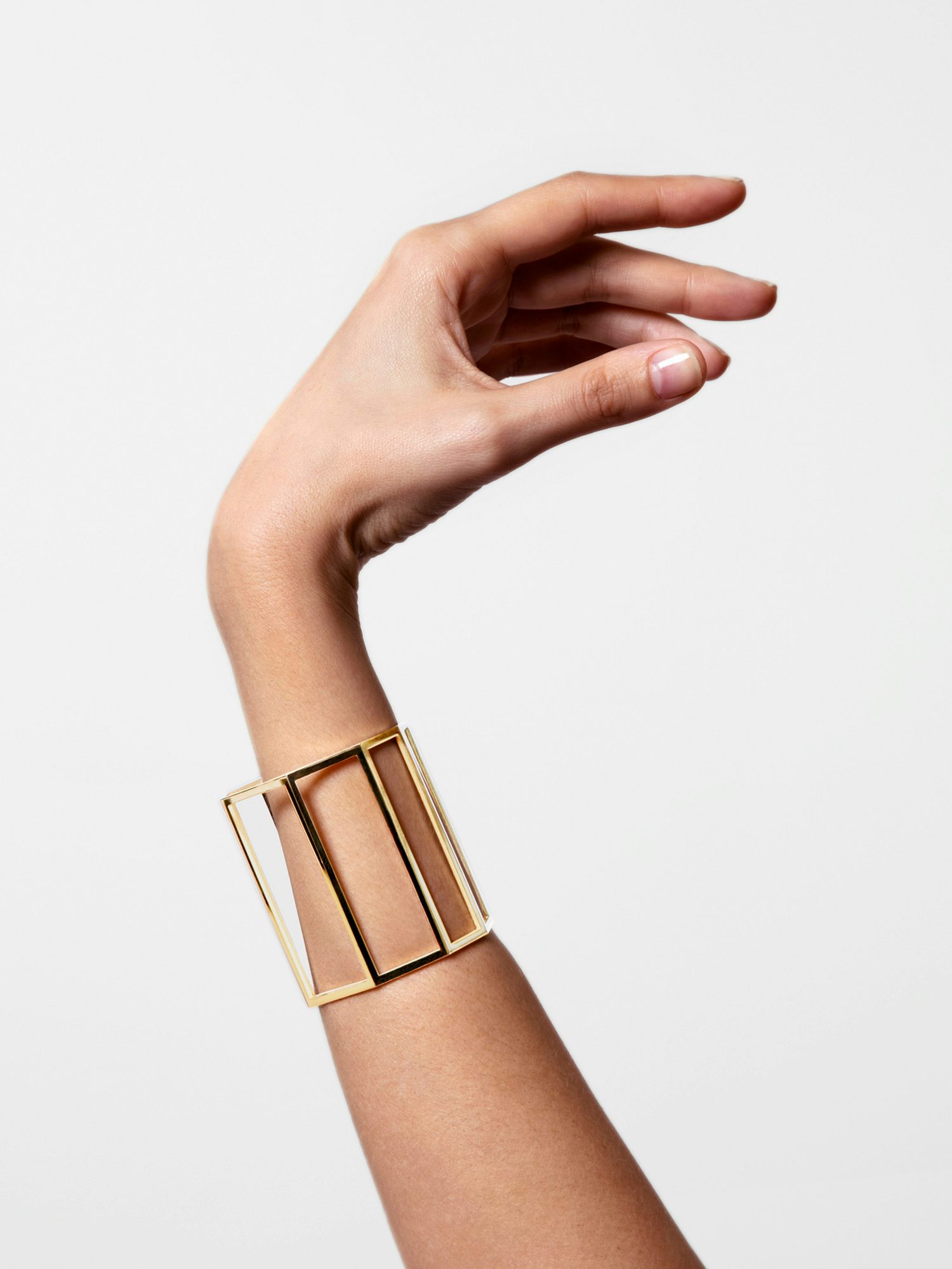 Octogone cuff in 18k Fairmined ethical yellow gold (60mm wide)