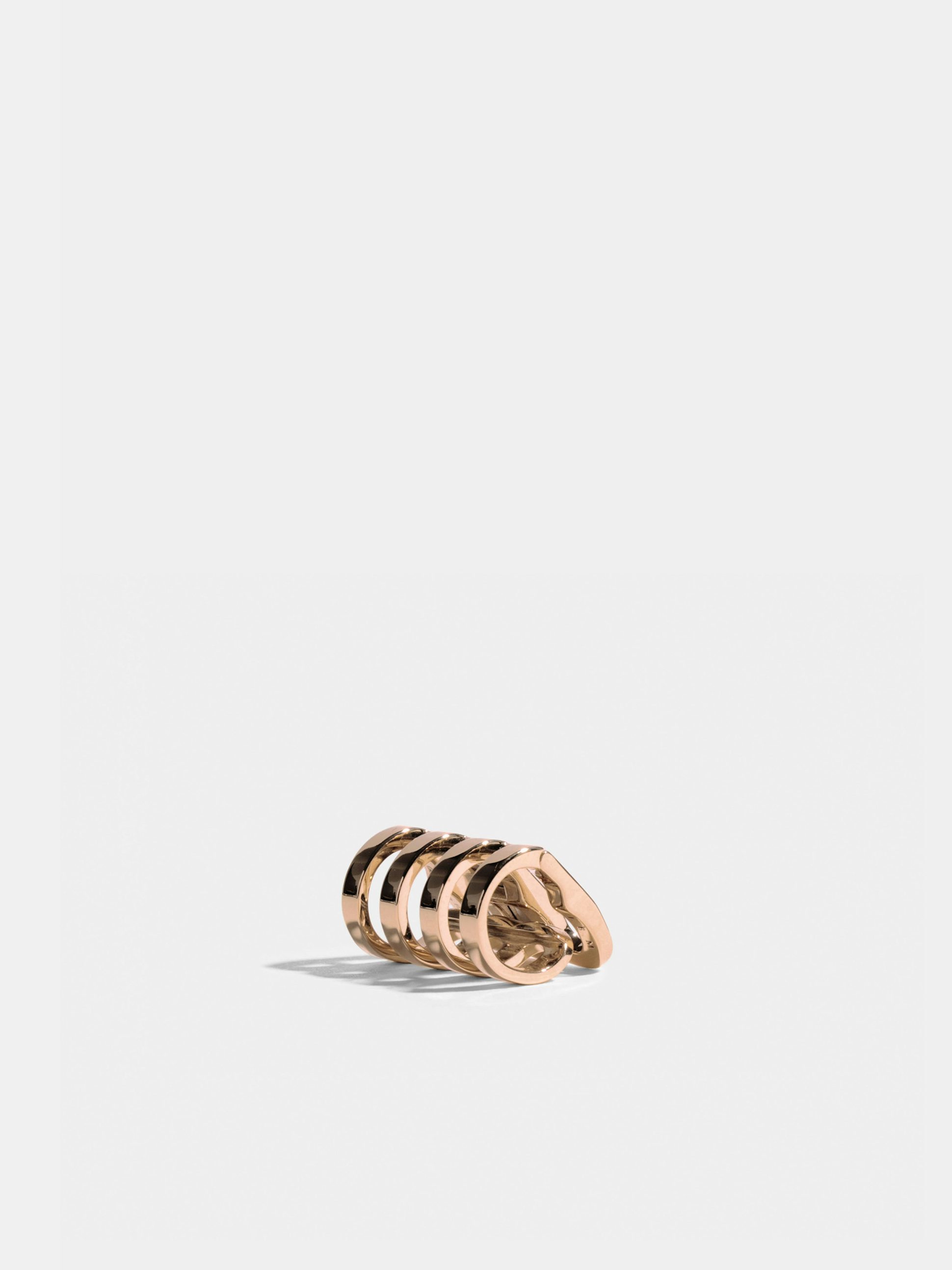 Clip d'oreille sur 4 rangs se portant à l'hélix, en Or rose éthique 18 carats certifié Fairmined