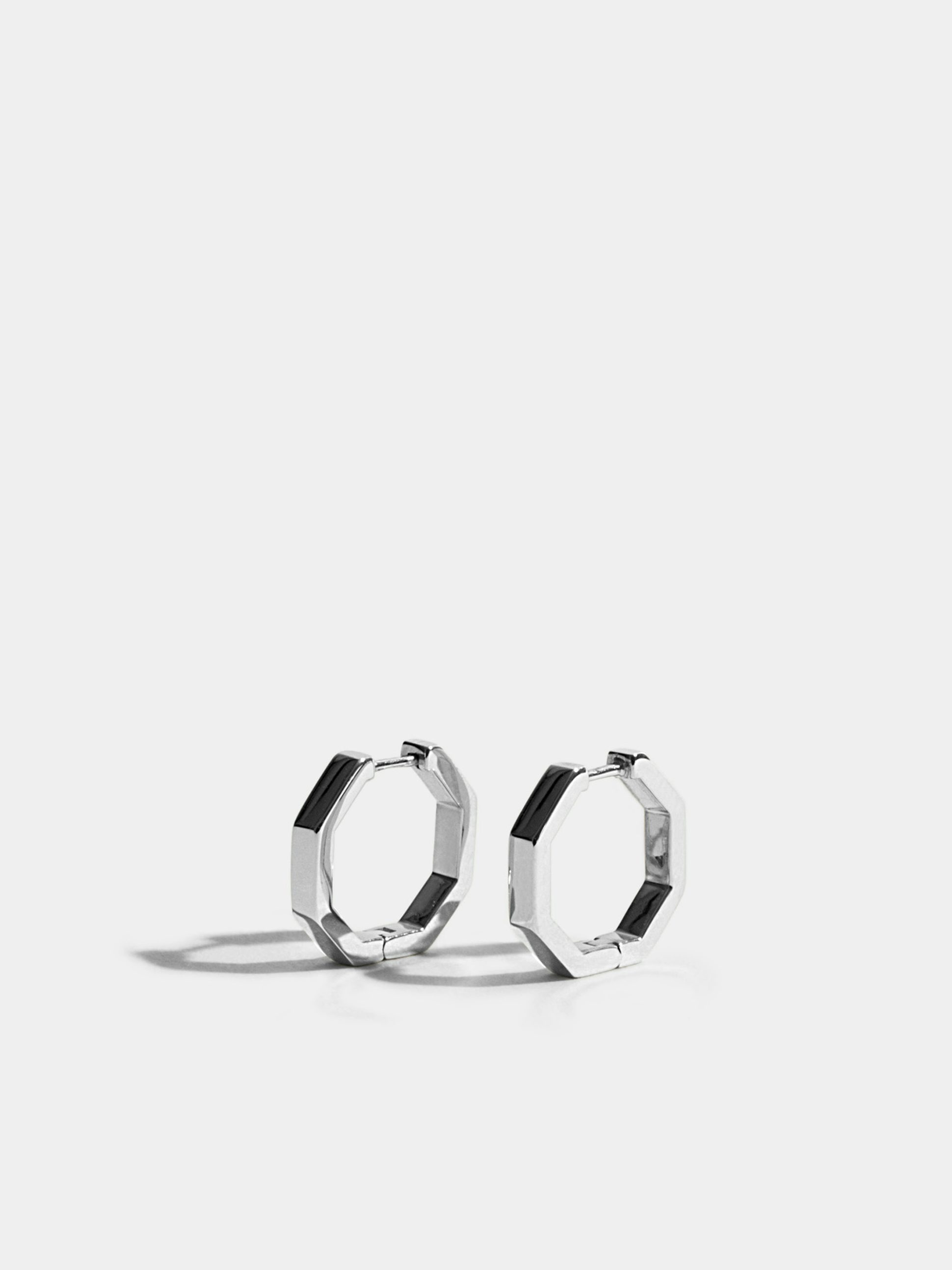 Octogone 13mm earrings in 18k Fairmined ethical white gold, the pair.