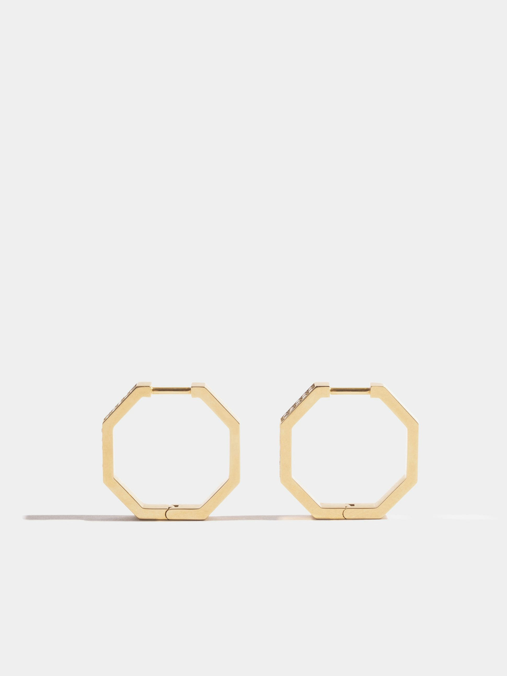Octogone 18mm earrings in 18k Fairmined ethical yellow gold, paved with lab-grown diamonds, the pair.