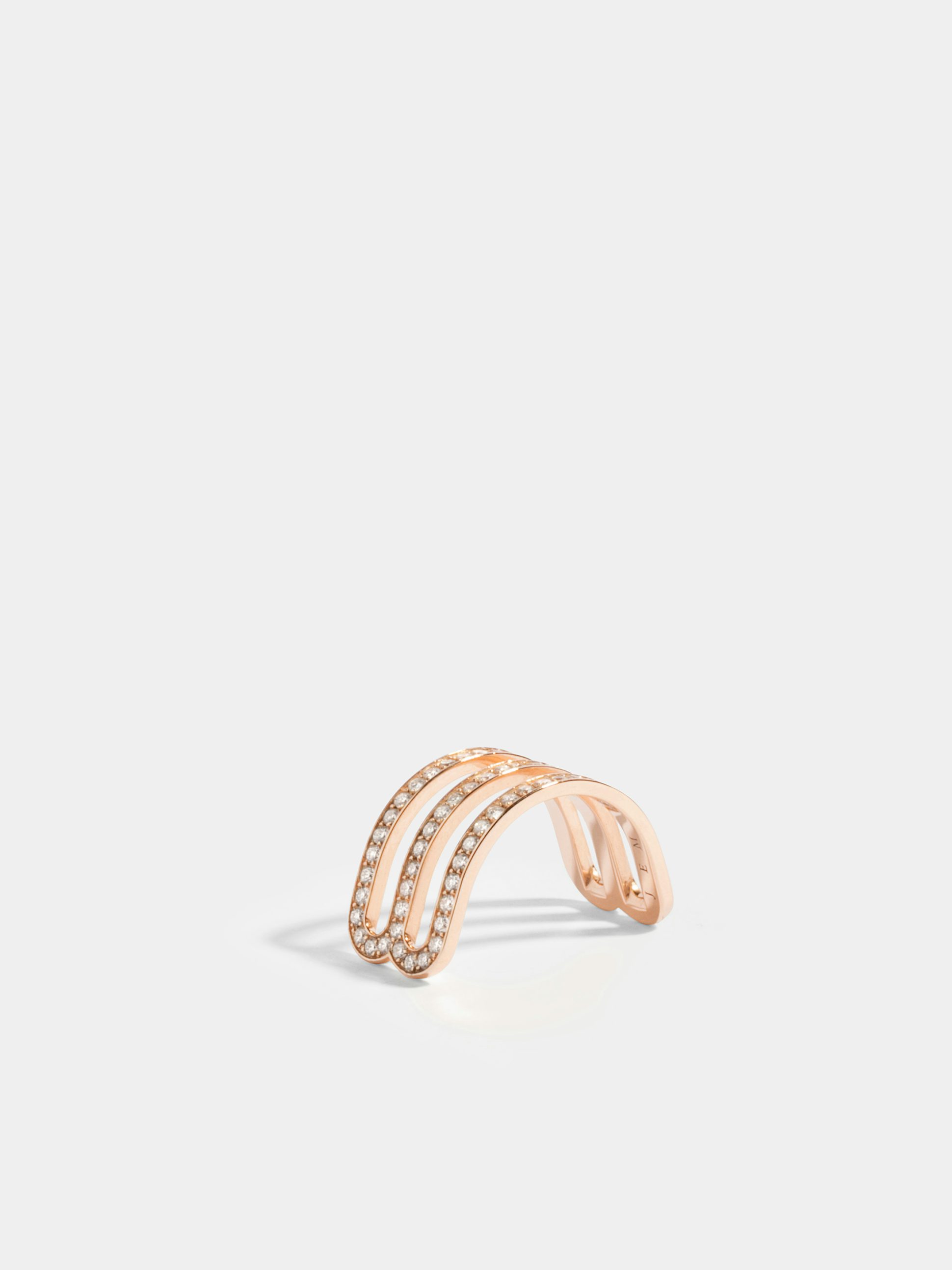 Étreintes double half-ring in 18k Fairmined ethical rose gold, paved with lab-grown diamonds.