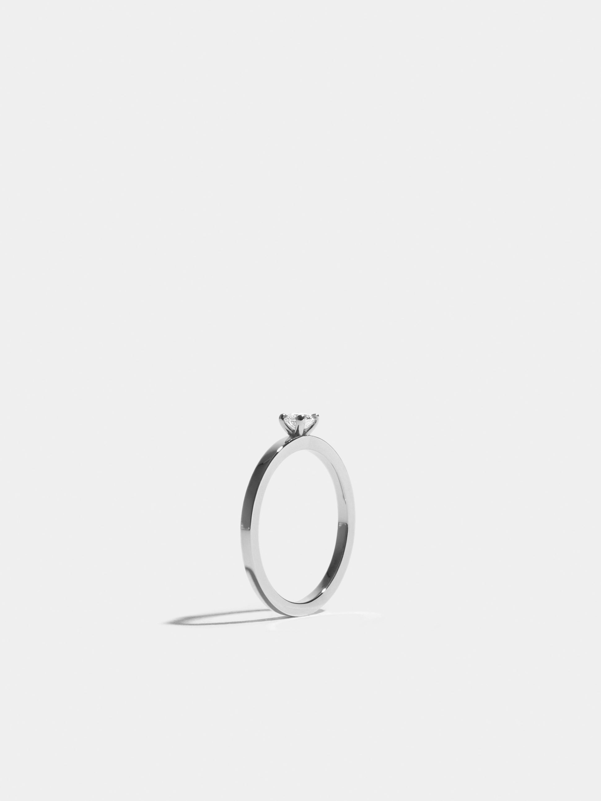 Anagramme flat ribbon Solitaire 0,20 carat