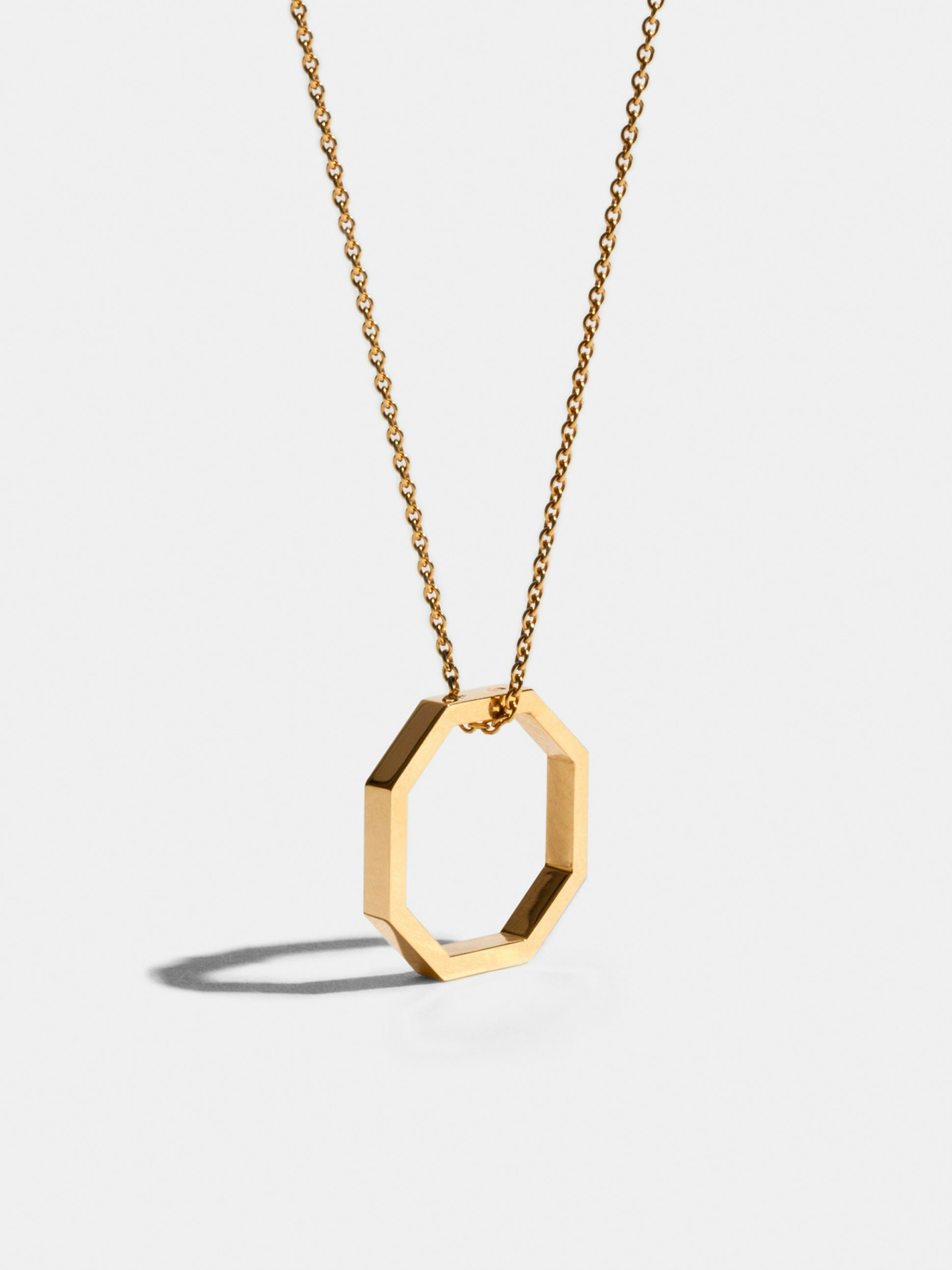 Octogone necklace with a 18mm pendant in 18k Fairmined ethical yellow gold, on a 88cm chain.