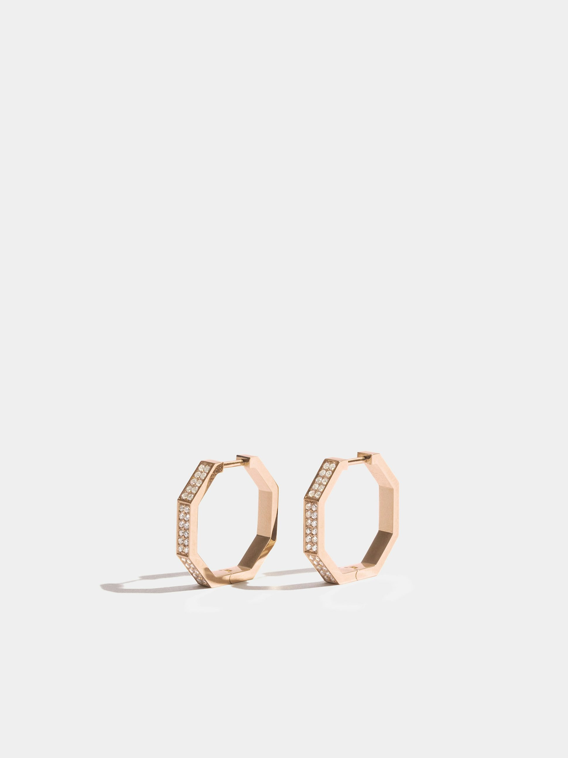Octogone 18mm earrings in 18k Fairmined ethical rose gold, paved with lab-grown diamonds, the pair.