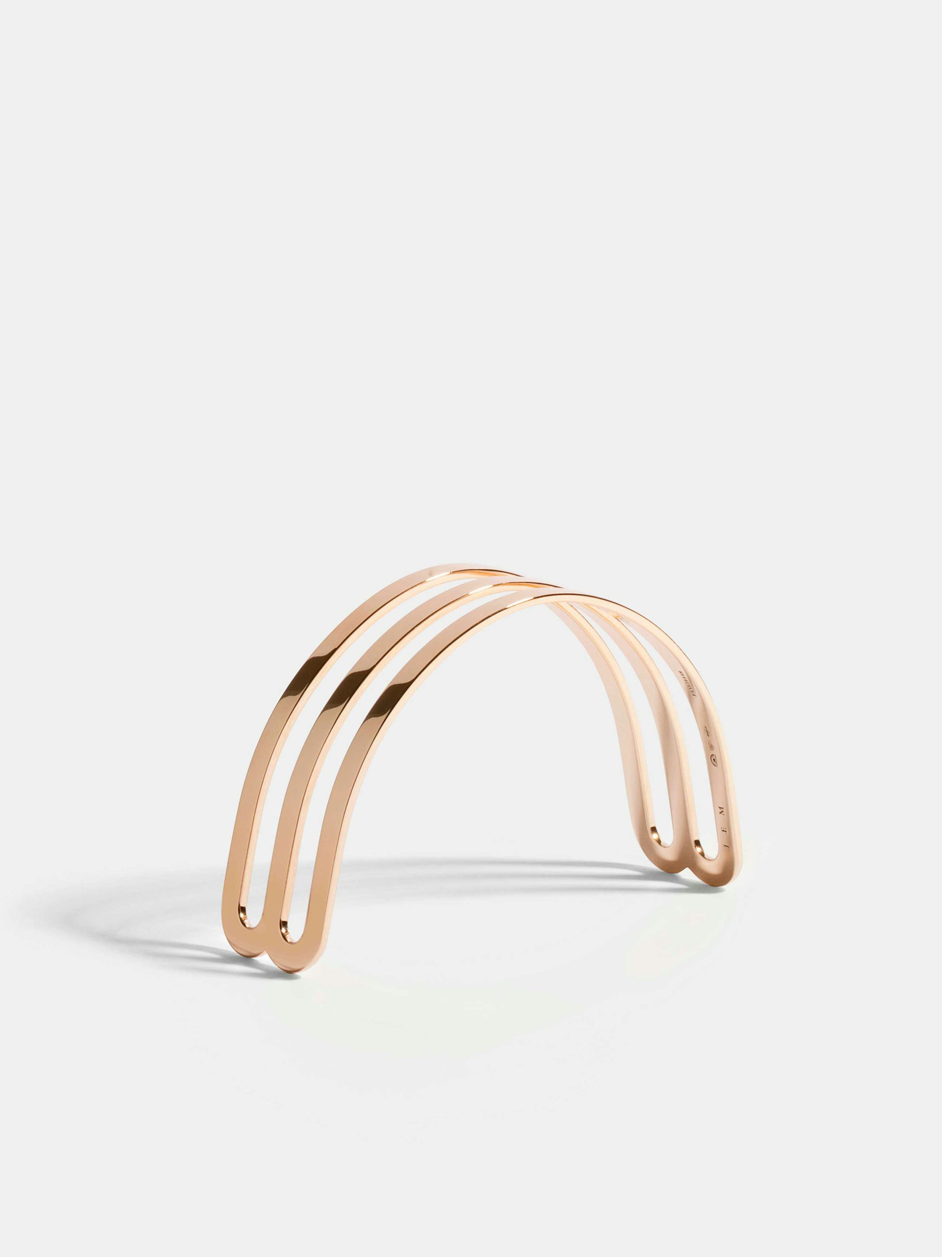 Étreintes double half-bracelet in 18k Fairmined ethical rose gold with a polished finish.