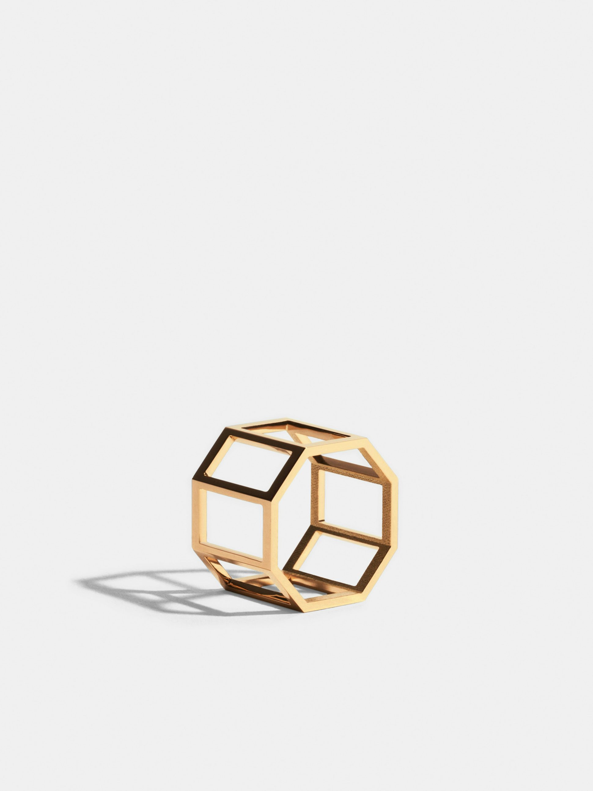 Octogone structured ring in 18k Fairmined ethical yellow gold (14mm)