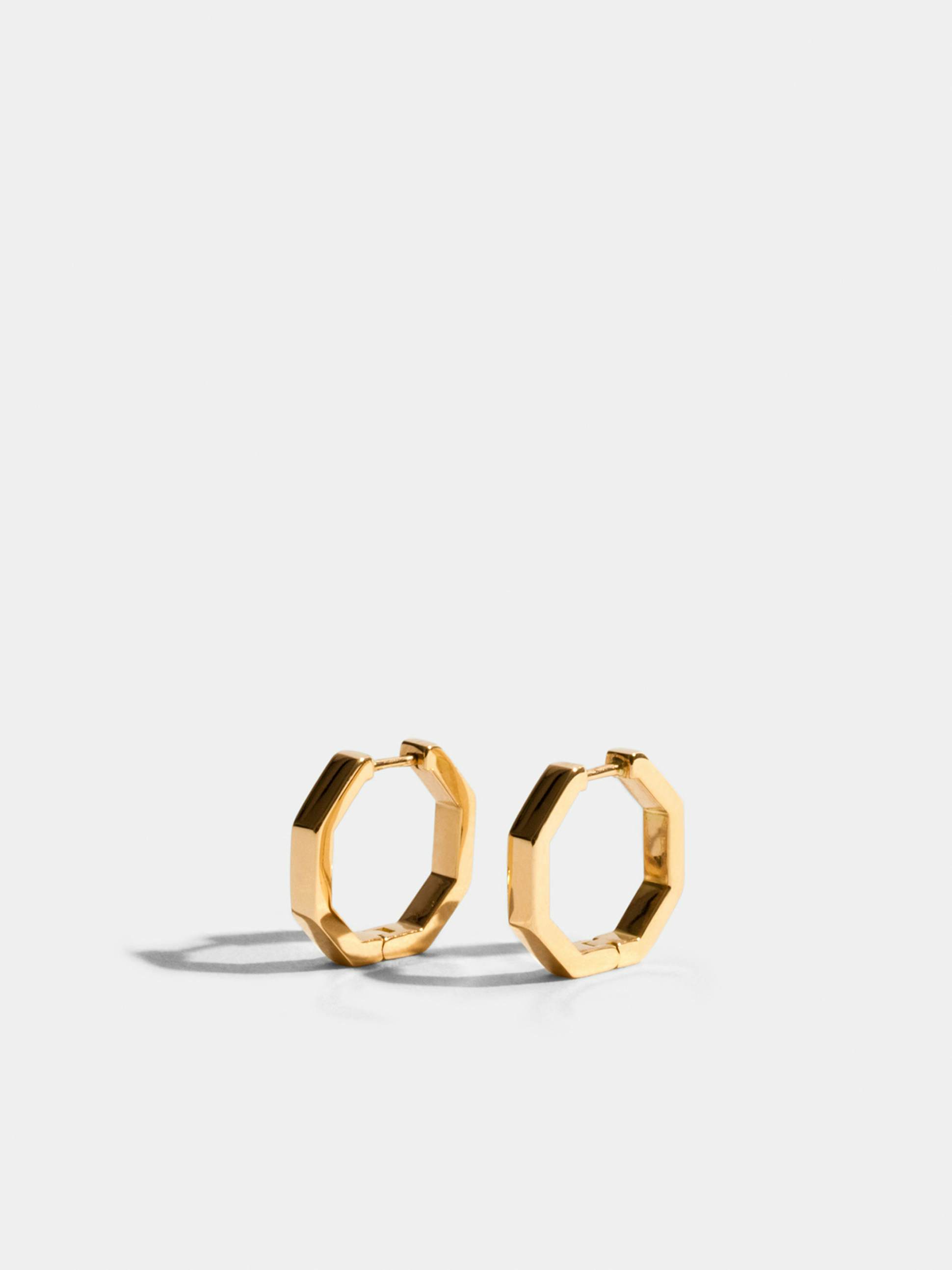 Octogone 13mm earrings in 18k Fairmined ethical yellow gold, the pair.