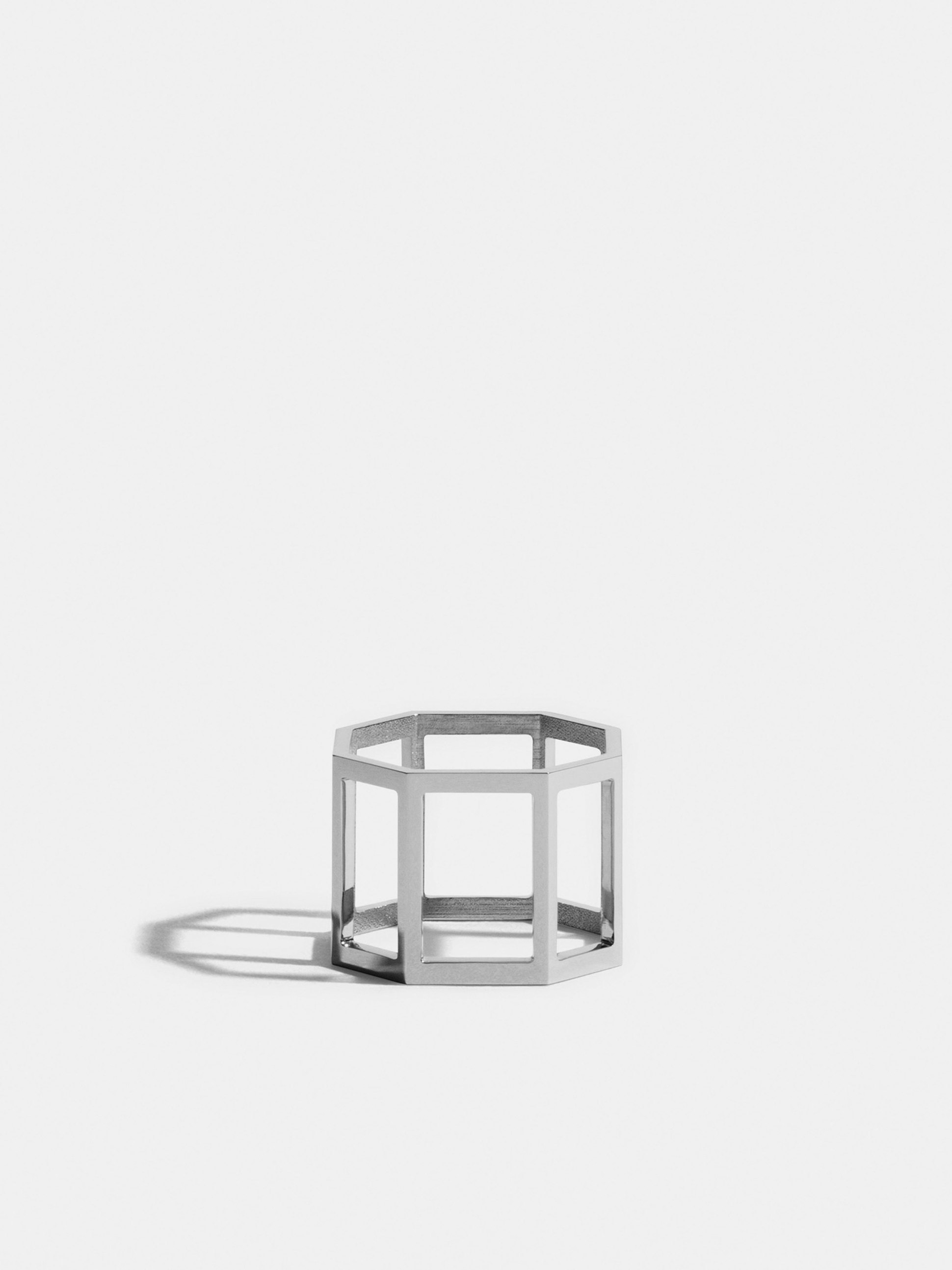 Octogone structured ring in 18k Fairmined ethical white gold (14mm)