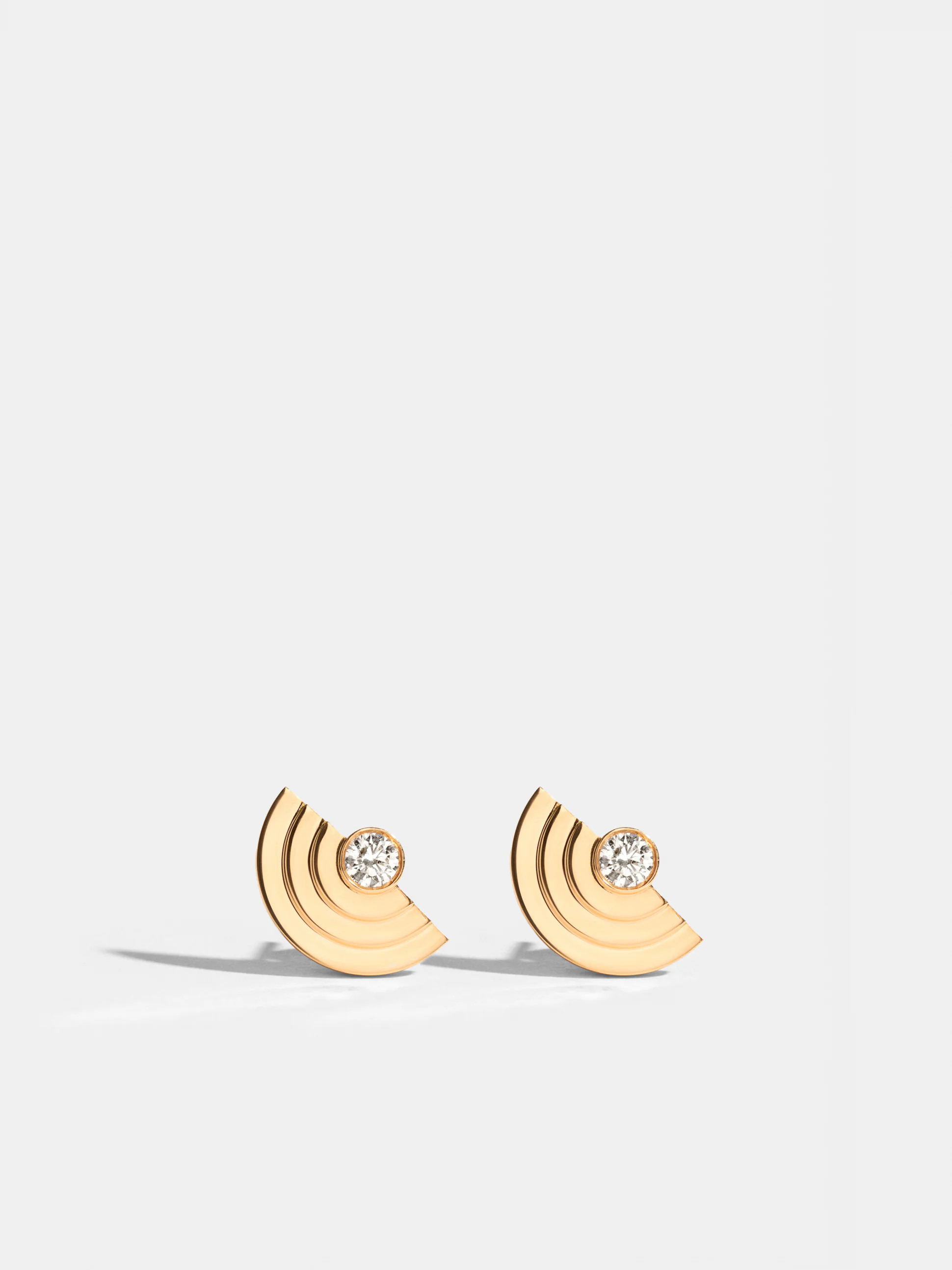 Boucles d'oreilles Via demi-jour moyen modèle 