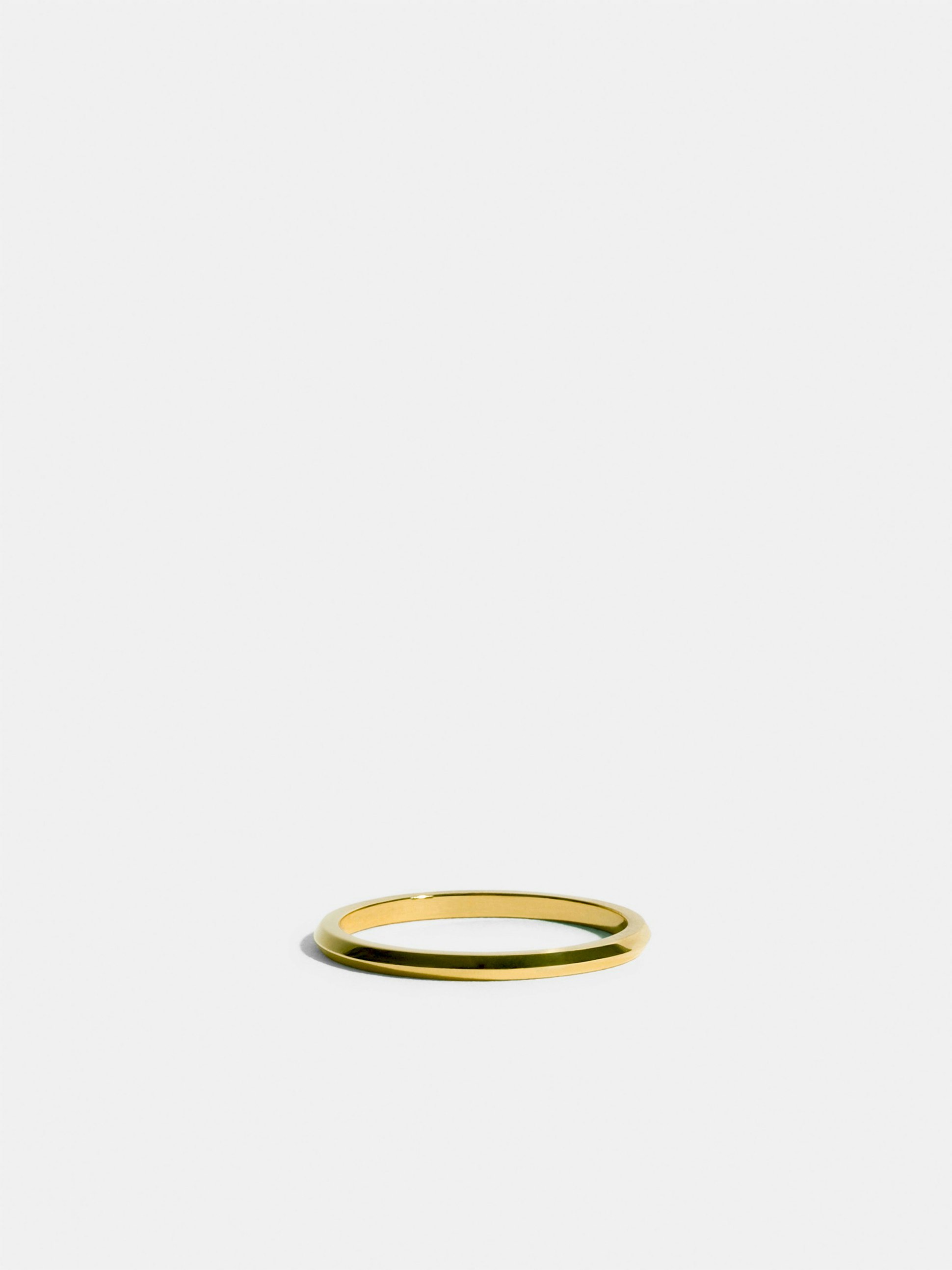 Anagramme ring outer bevel - Archives