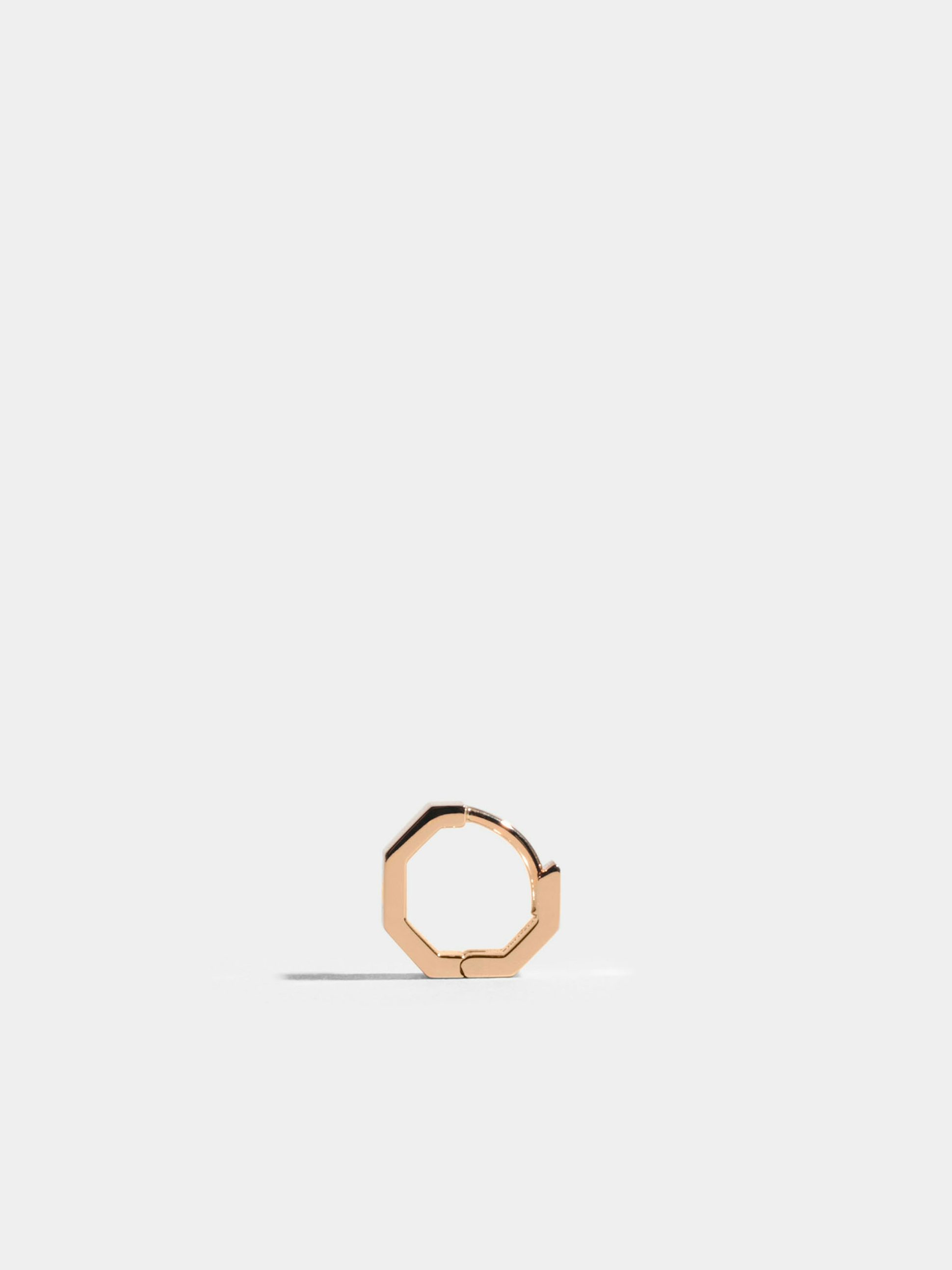 Octogone single-loop in 18k Fairmined ethical rose gold, the unity.