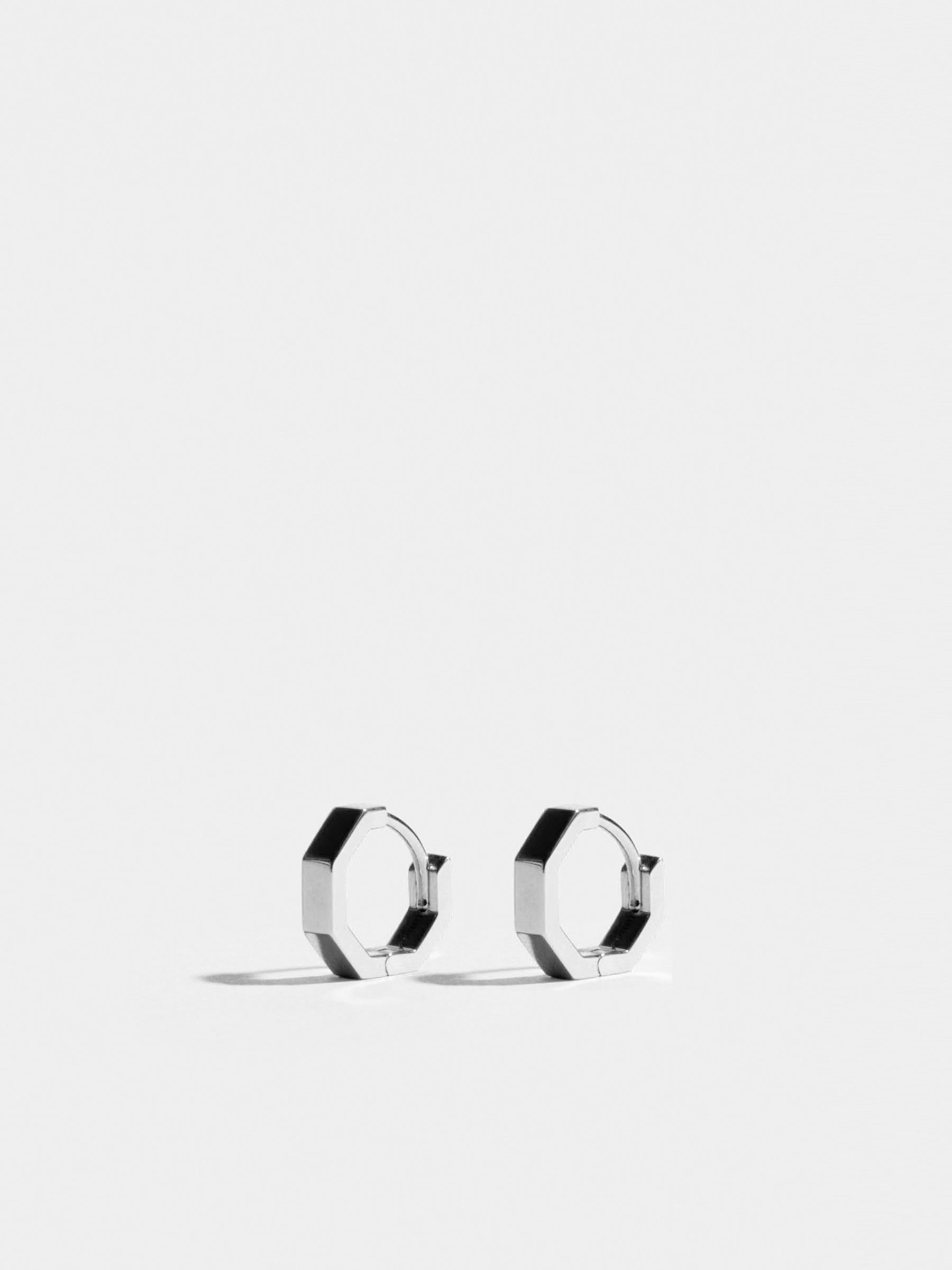 Boucles d'oreilles Octogone en Or blanc éthique 18 carats certifié Fairmined, la paire.