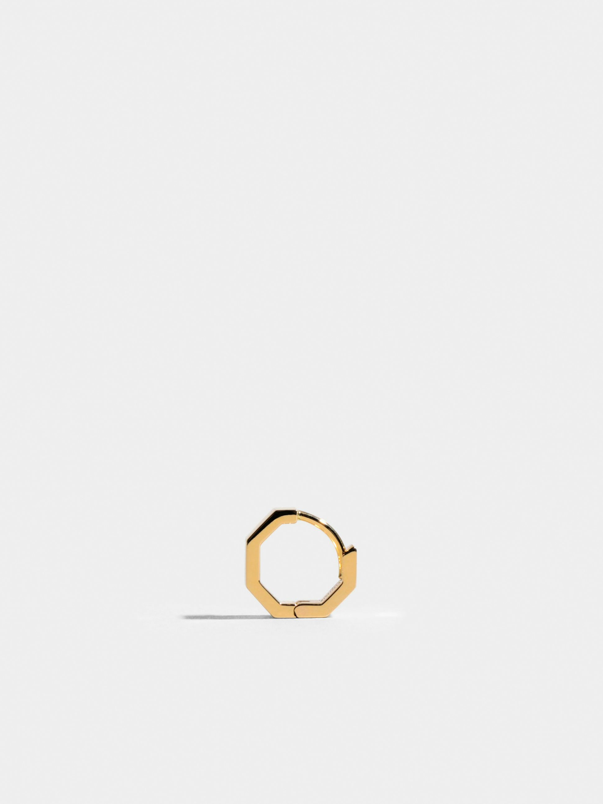 Octogone single-loop in 18k Fairmined ethical yellow gold, the unity.