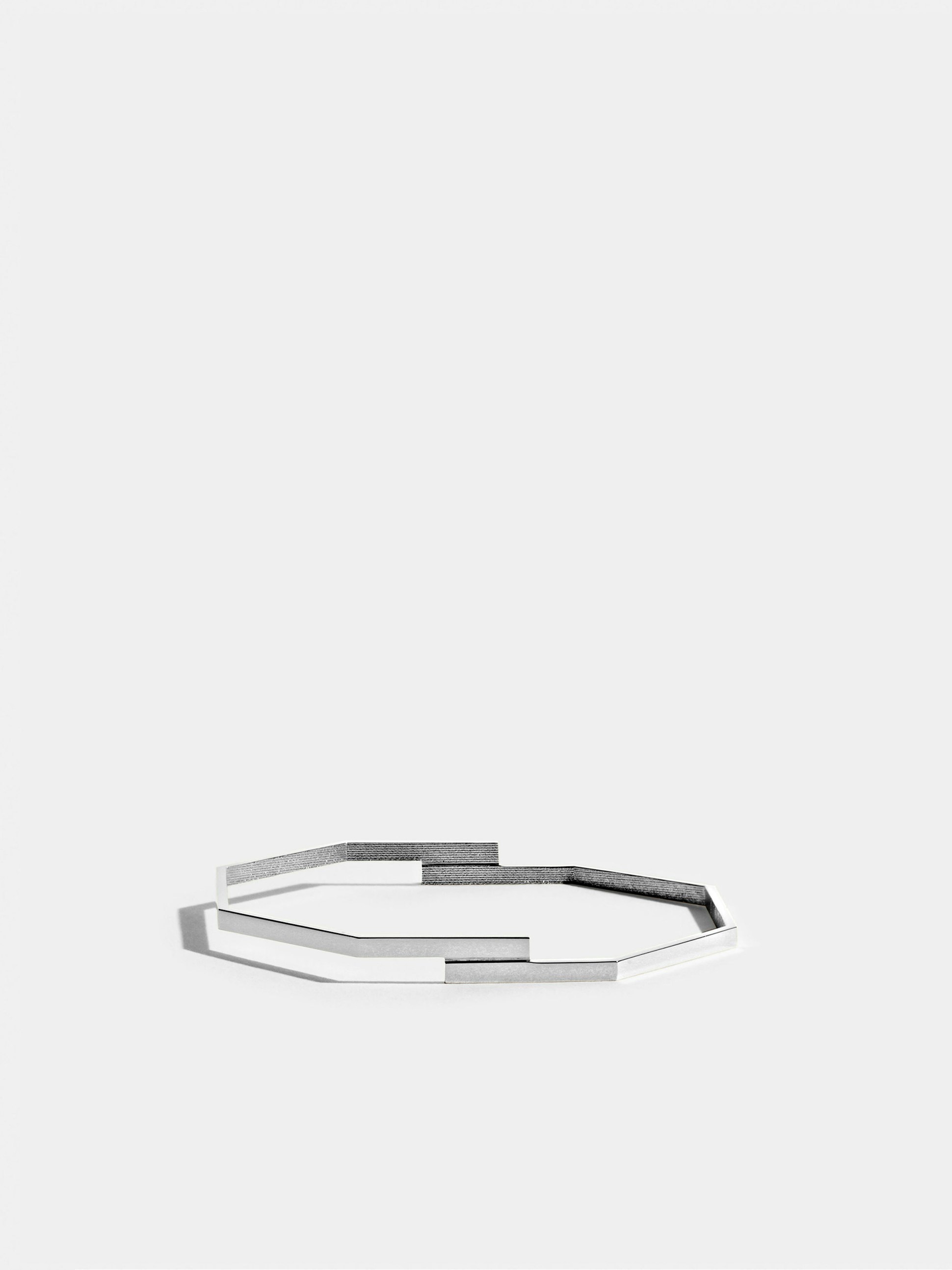 Octogone double bangle in 18k Fairmined ethical white gold