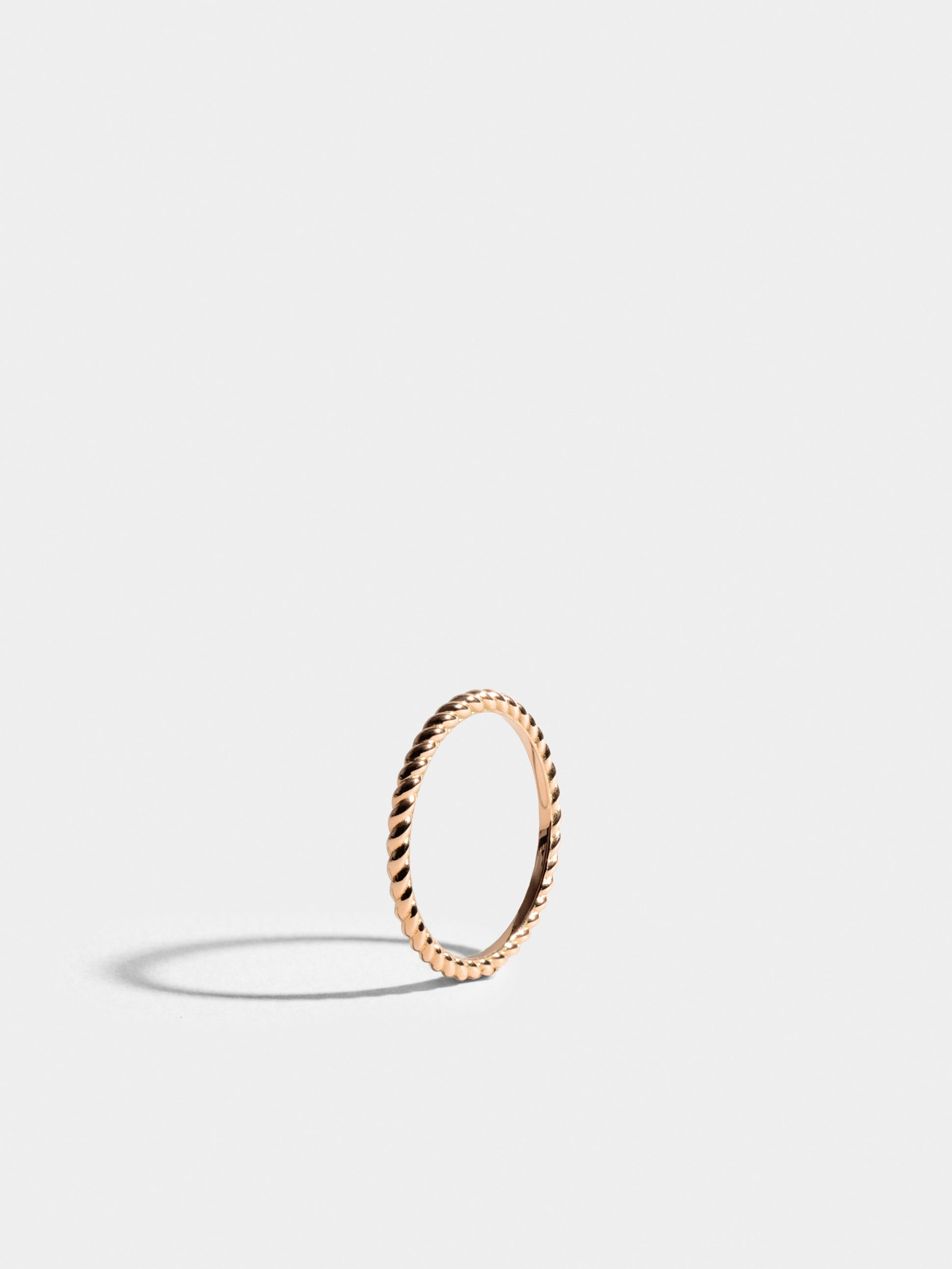 Anagramme twisted ring in 18k Fairmined ethical rose gold