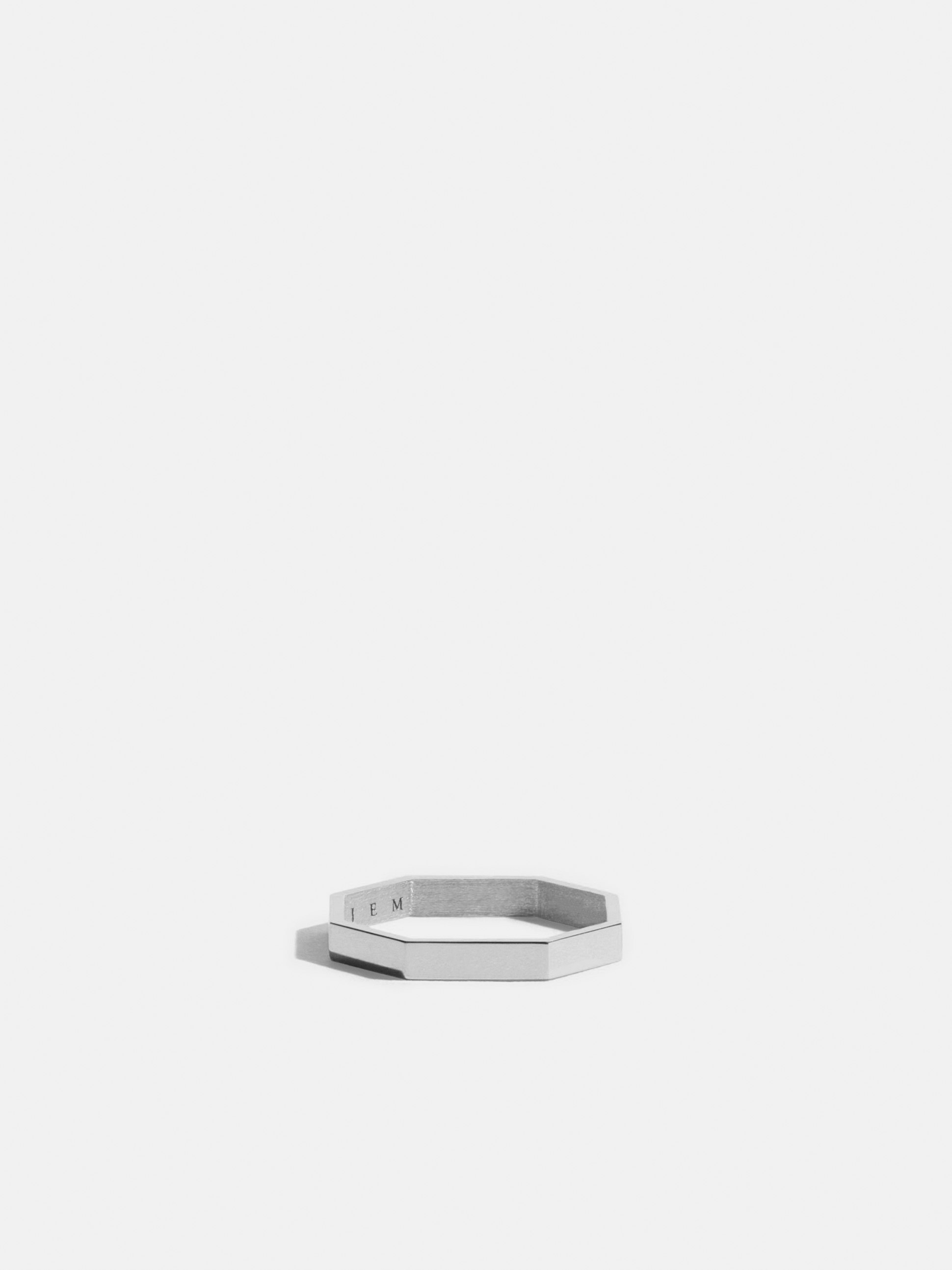 Bague Octogone simple en Or blanc éthique 18 carats certifié Fairmined