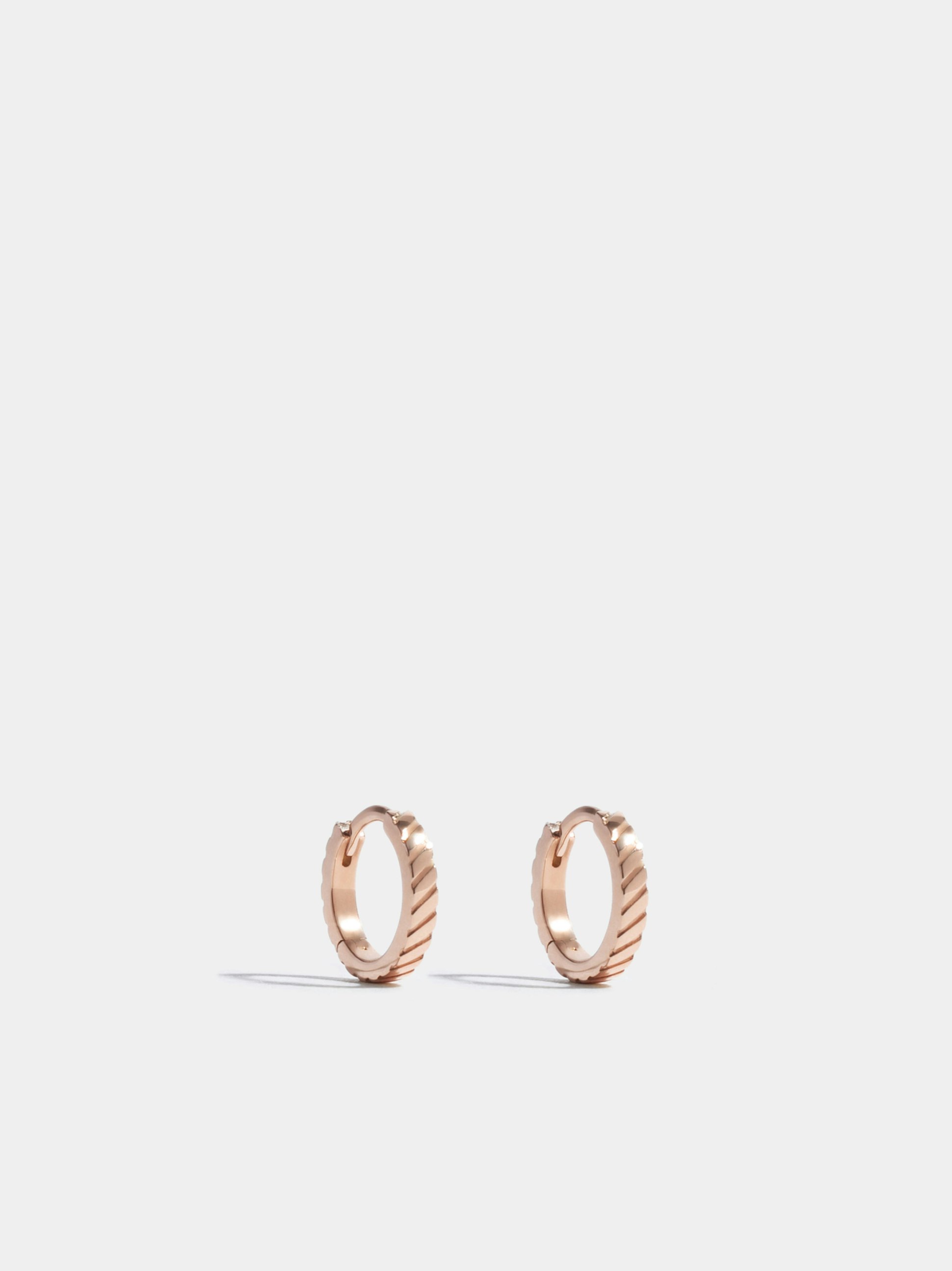 Anagramme grooved earrings in rose gold 18k Fairmined ethical