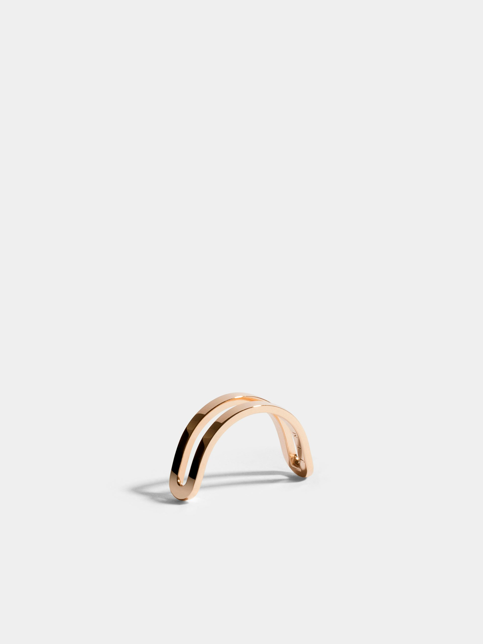 Demi-bague simple Étreintes en Or rose éthique 18 carats certifié Fairmined, finition poli brillant.