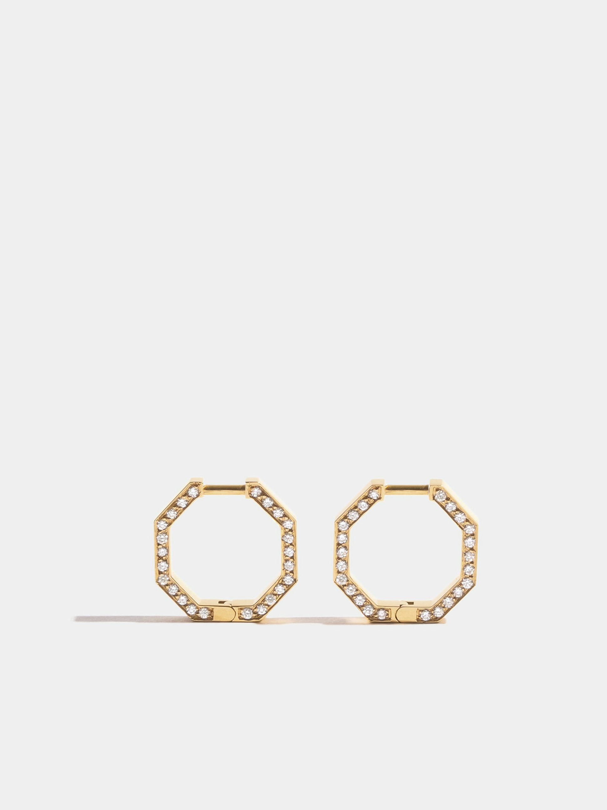 Boucles d'oreilles Octogone en Or jaune éthique 18 carats certifié Fairmined (13mm) et pavées de diamants de synthèse sur la tranche, la paire.