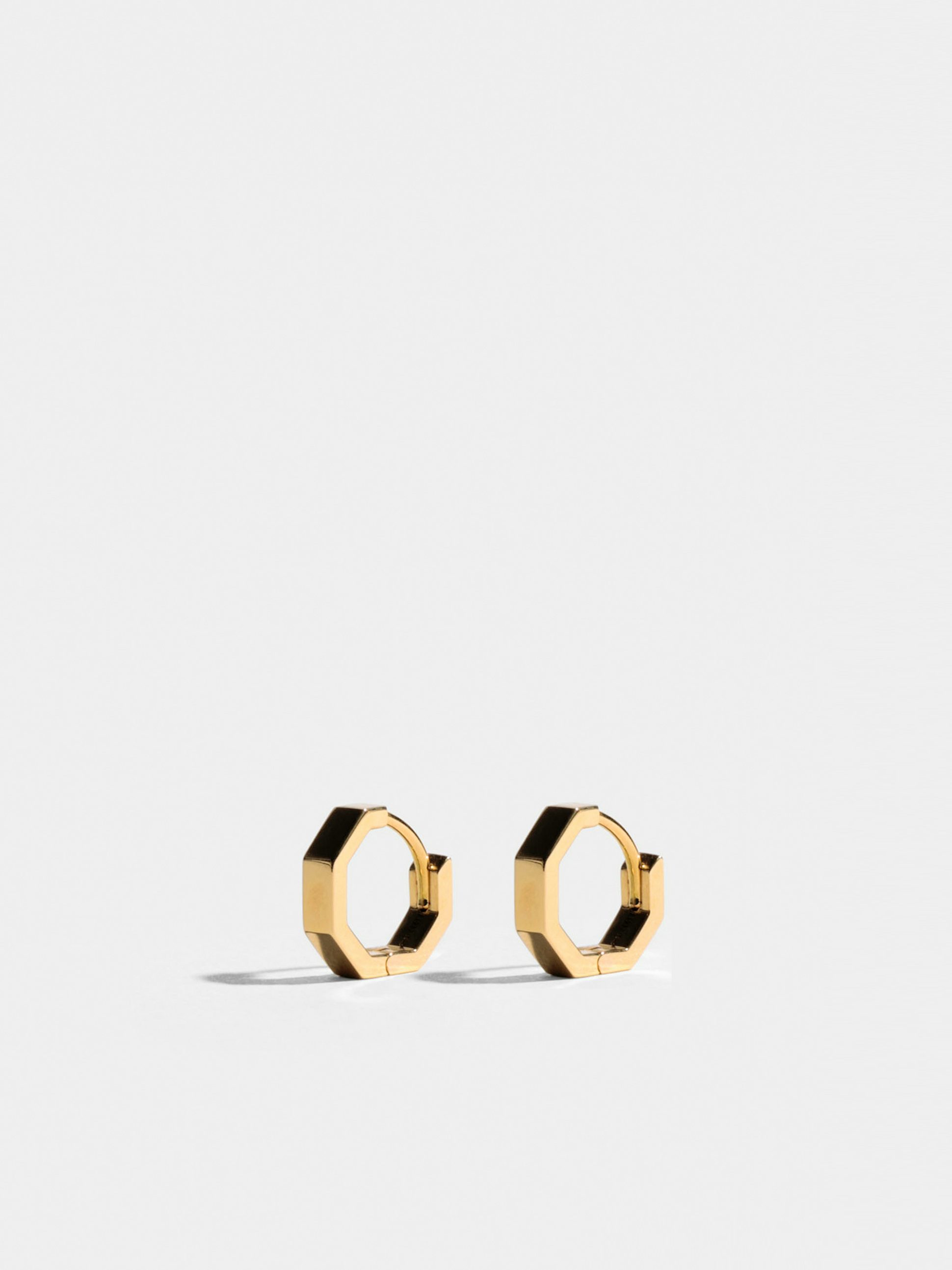 Octogone 10mm earrings in 18k Fairmined ethical yellow gold, the pair.