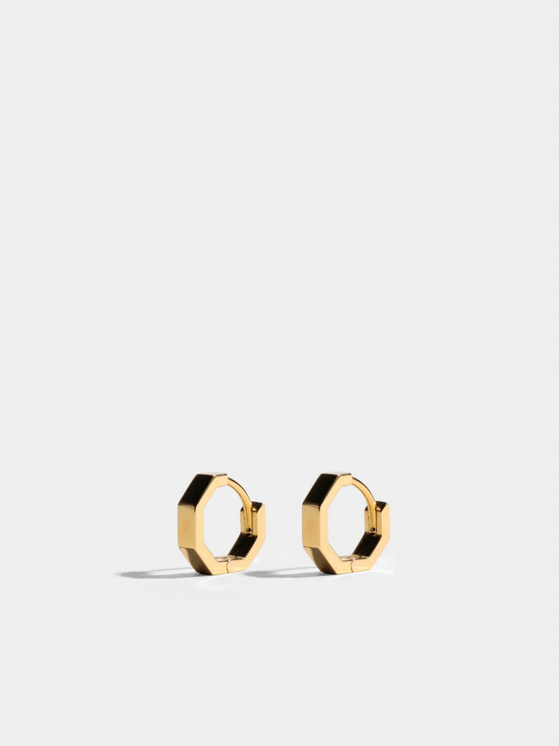 Octogone 10mm earrings in 18k Fairmined ethical yellow gold, the pair.