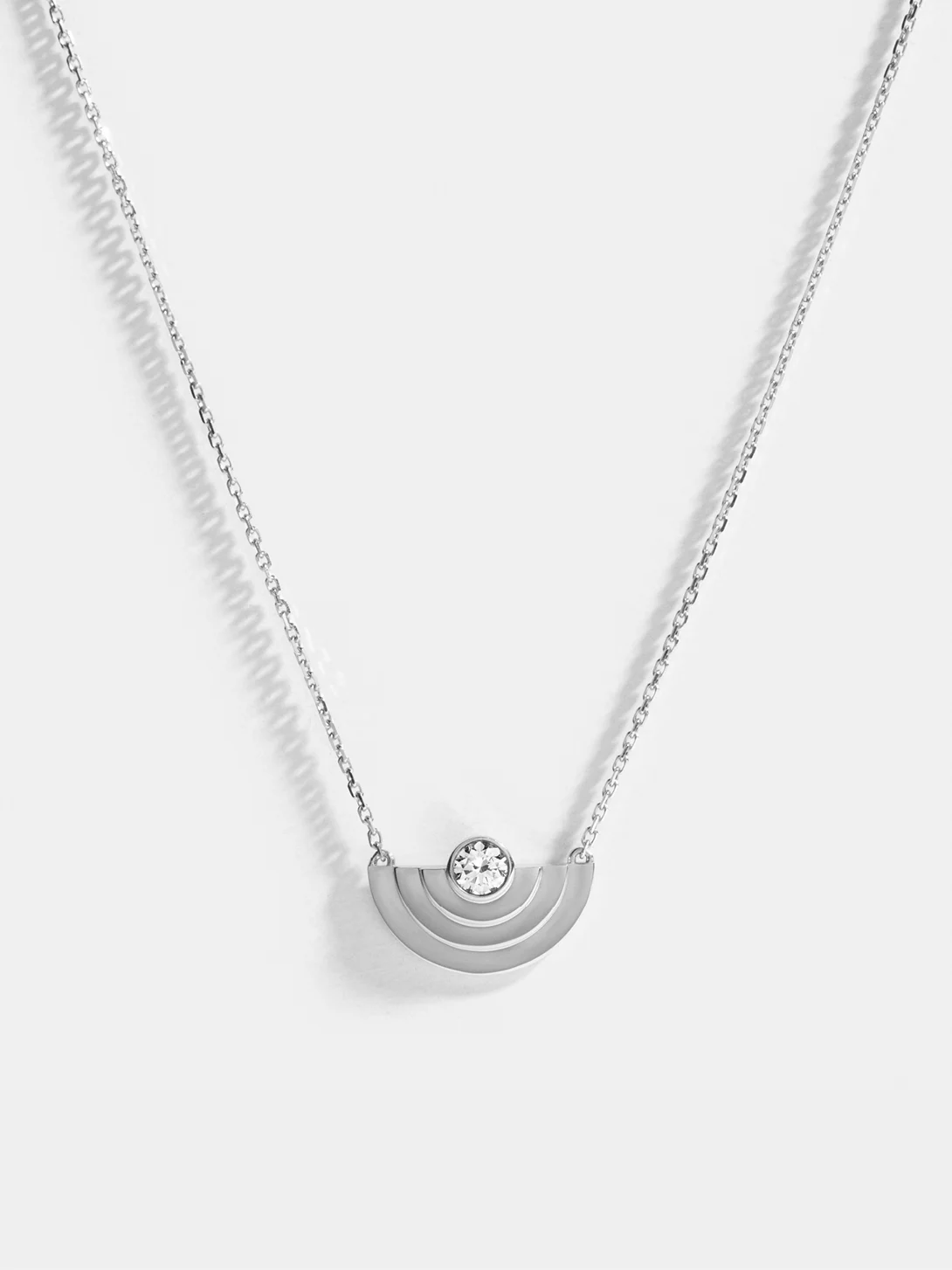 Collier Via halo demi-jour moyen modèle