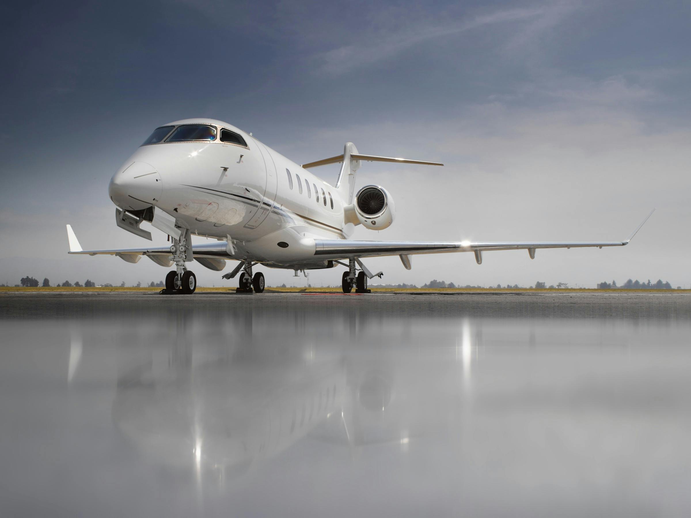 2019 Bombardier Challenger 350 - JetHQ