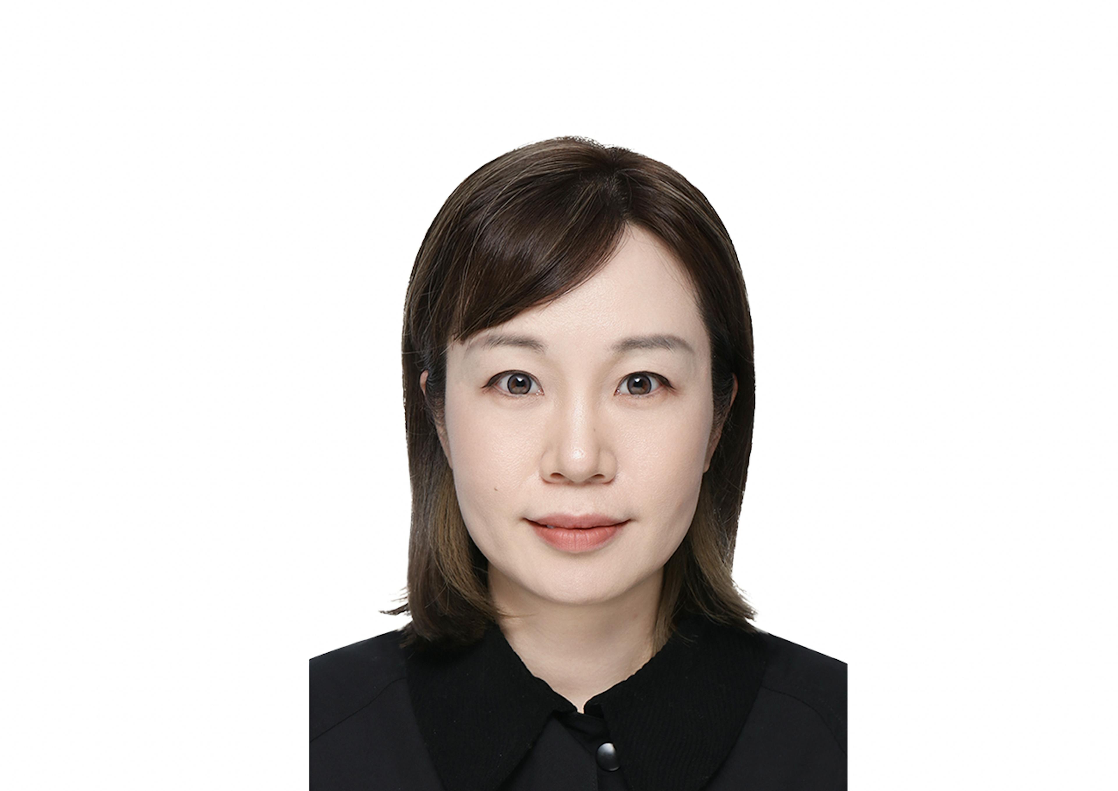 Stella Qiu, Regional Sales Asssitant