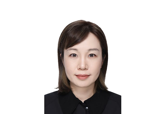 Stella Qiu, Regional Sales Asssitant