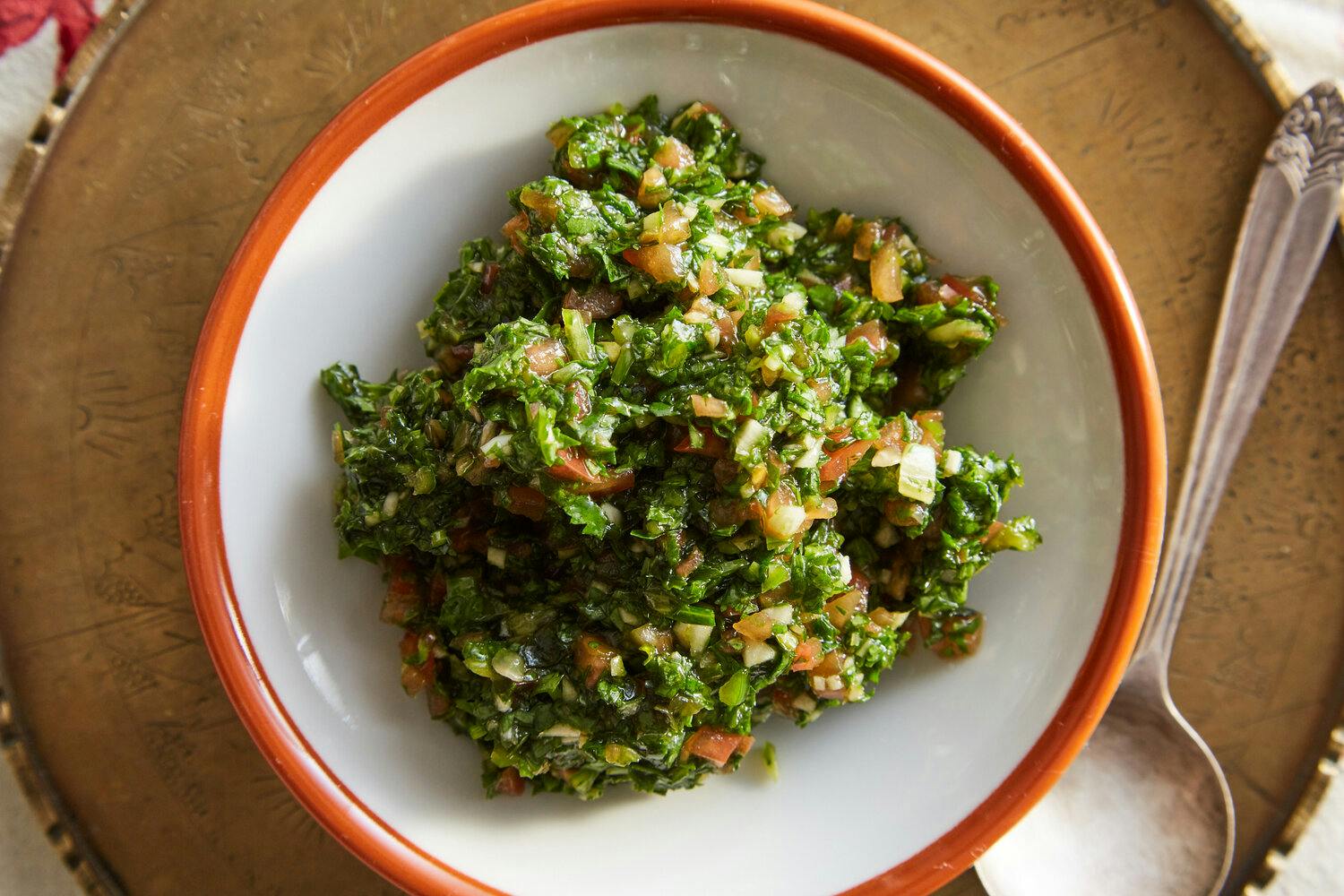 Mast ona o‘g‘lini jinsiy aloqa qilishga undagan.