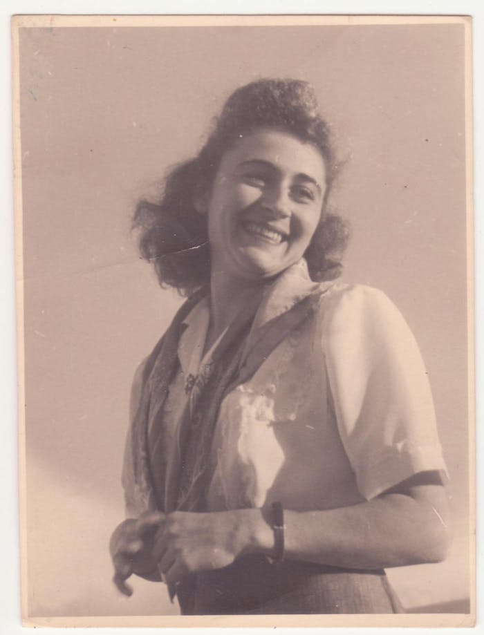 Hilda Dormont born in 1926, pictured here in Tel Aviv.