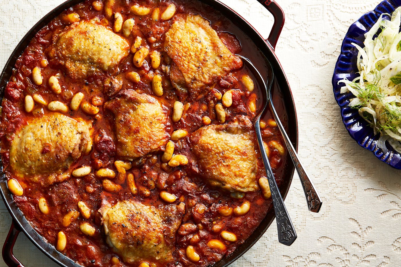 Large pot of chicken loubia