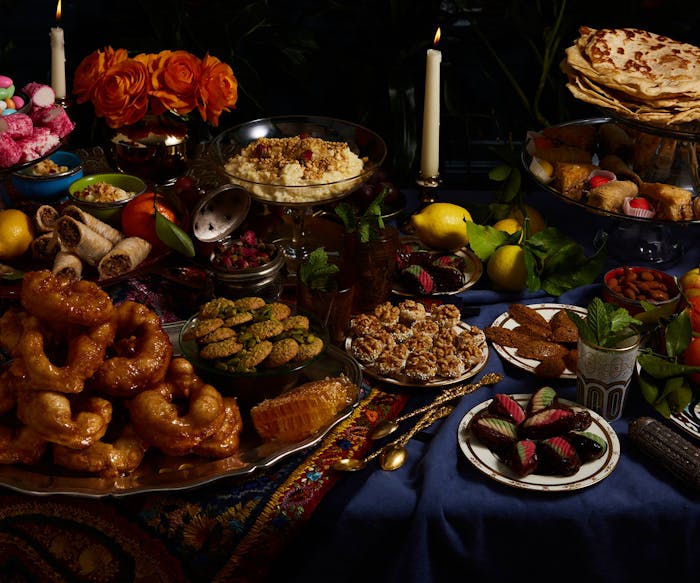 Boules Aux Noix (Walnut Balls) image