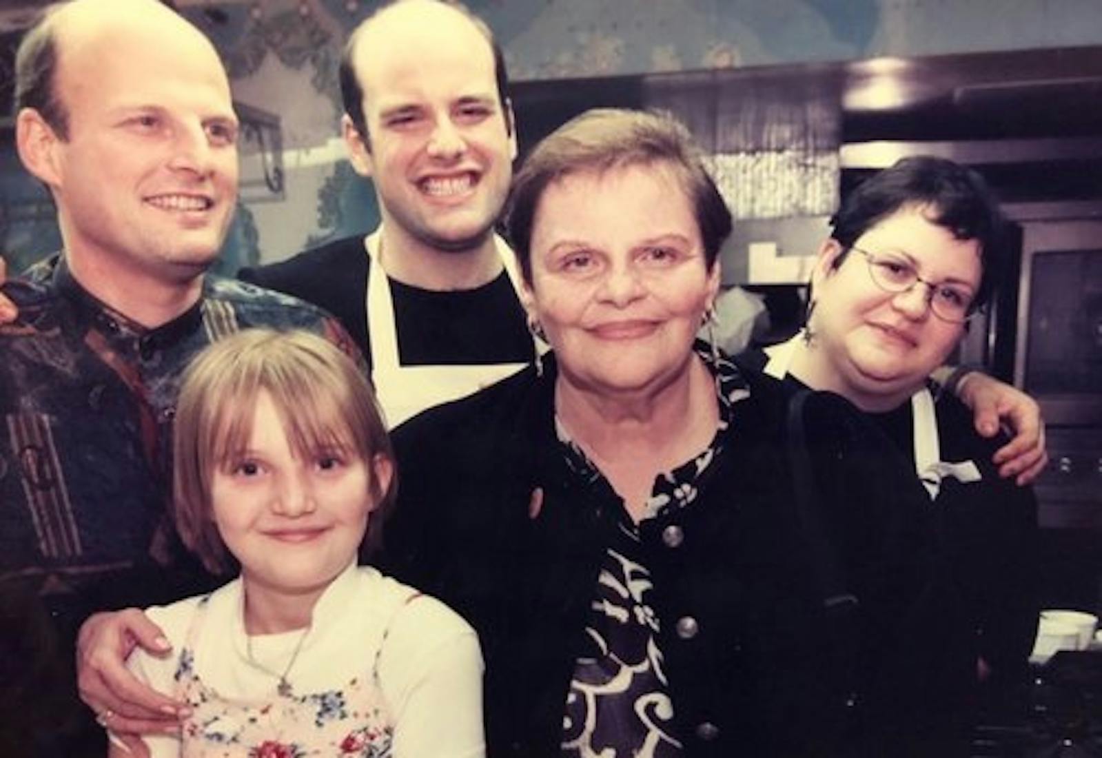 The Davis family in the kitchen of the James Beard Foundation in 1996 for the first annual James Beard Foundation Latke Cook-off. (from left to right: brother Sheldon, niece Helen, Mitchell, Mom Sondra, and sister Carrie (not present, sister Leslie).