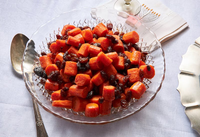 Tzimmes (Carrots With Raisins)