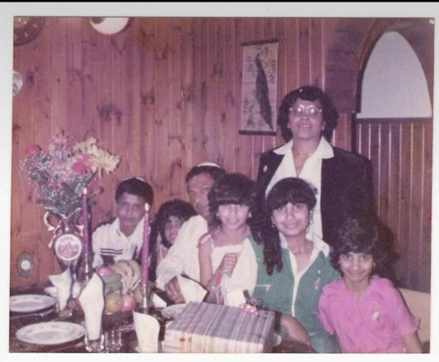 Riki and her family in Ashkelon in 1989.
