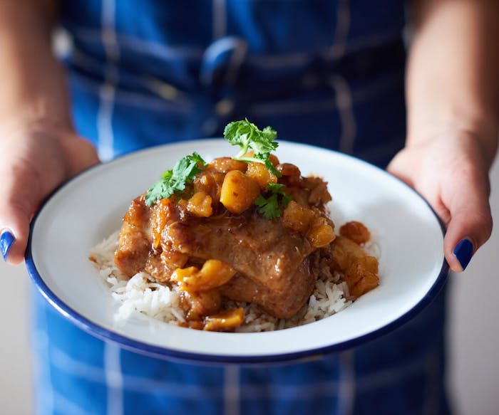 Pollo Con Salsa de Tamarindo y Chipotle (Chicken With Chipotle Tamarind Sauce) image