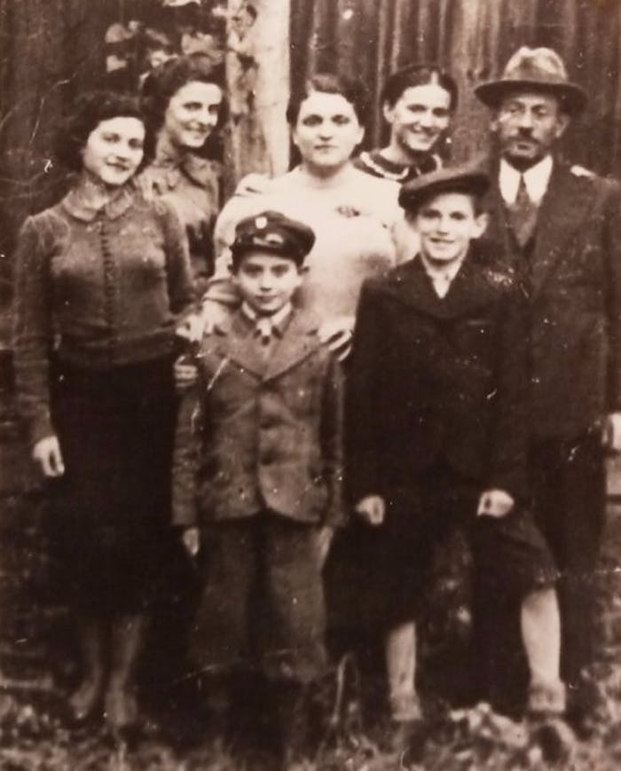 Rose and Helen (Left to right in the back row) and their mother Esther (center) in Prosczowice, Poland in 1938.