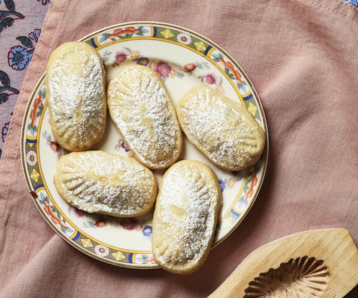 Menenas (Shortbread Filled With Dates and Walnuts) image