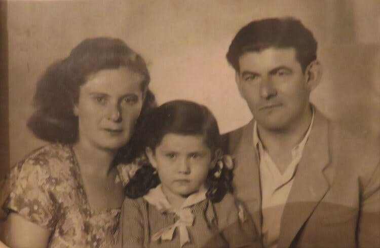 Paula, Paul and Eva Gelberg in Oradea in 1950.