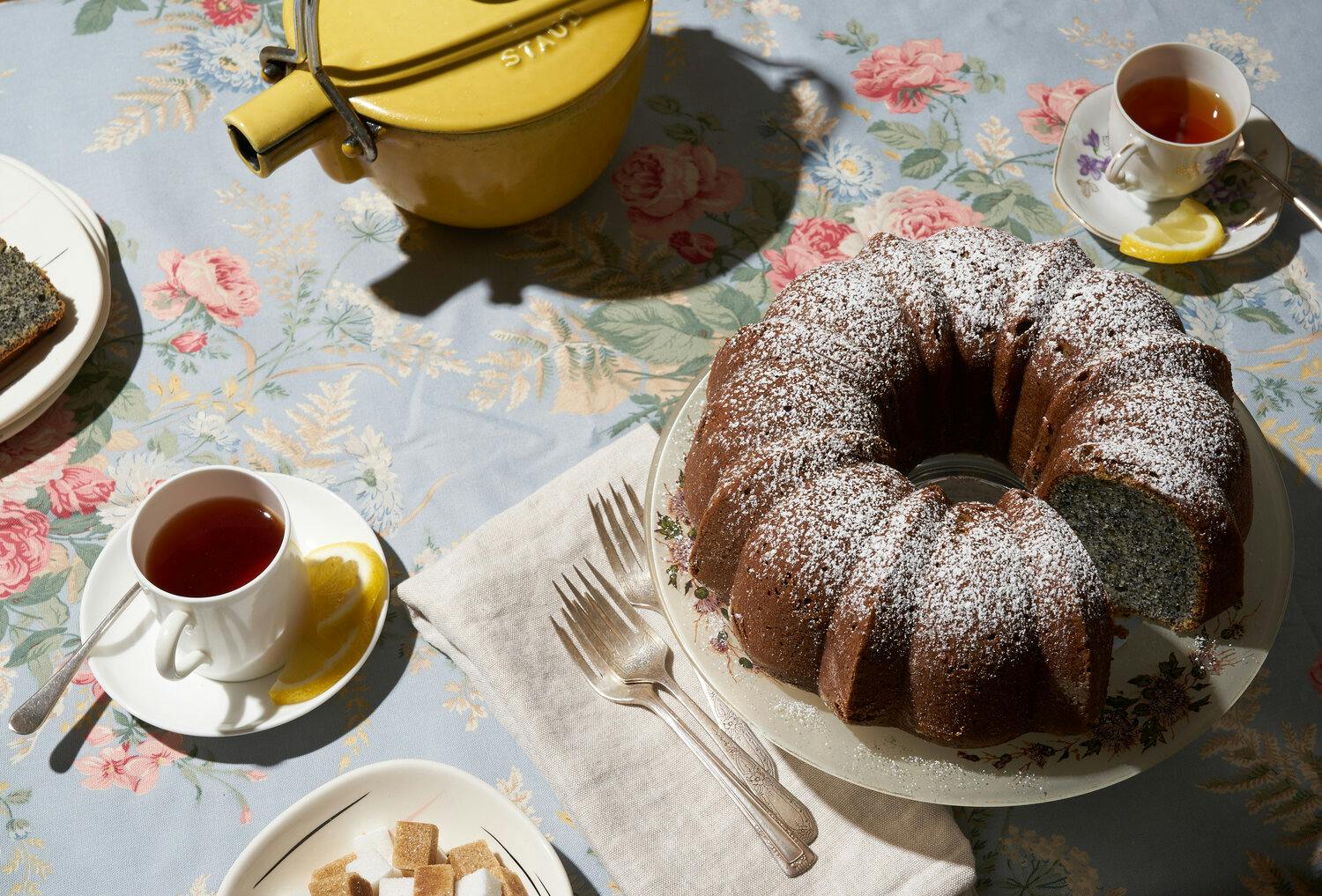 Poppy Seed Cake image